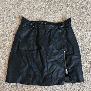 Free people leather skirt (pleather) size 0